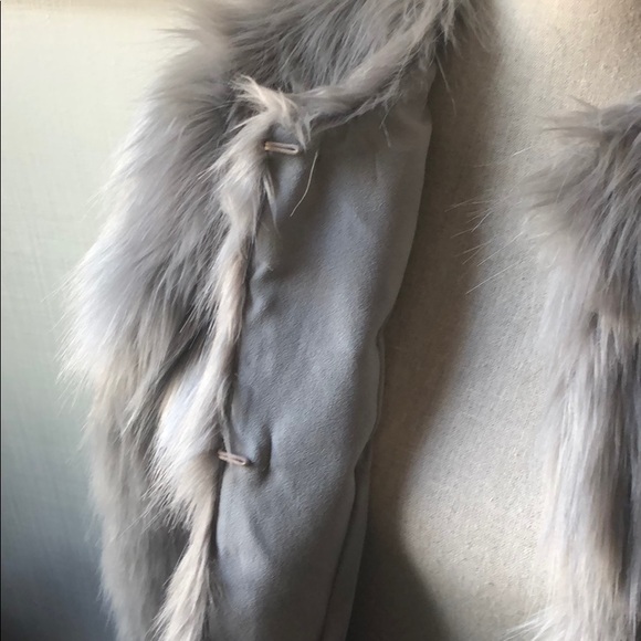 H&M Divided Gray faux fur jacket - Picture 4 of 6